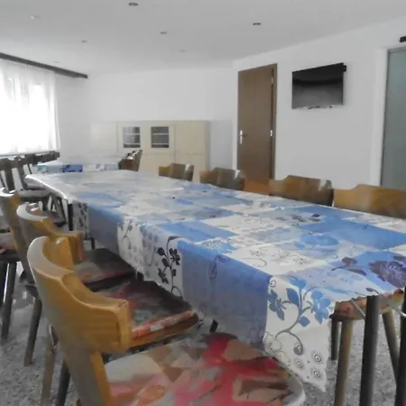 Appartement Weideli Appartement-fewo 6-bettwohnung Nr- 20 By Interhome *